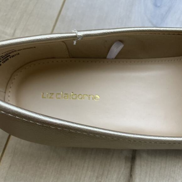 Liz Claiborne Gold Loafers New-No Box Size 6W Comfort Classy Preppy Stylish Fun - Picture 7 of 12